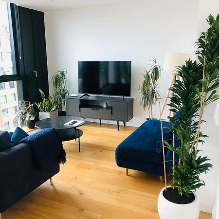 Luxury 2 Bedroom Apartment 20 Min From Central Londra Exterior foto