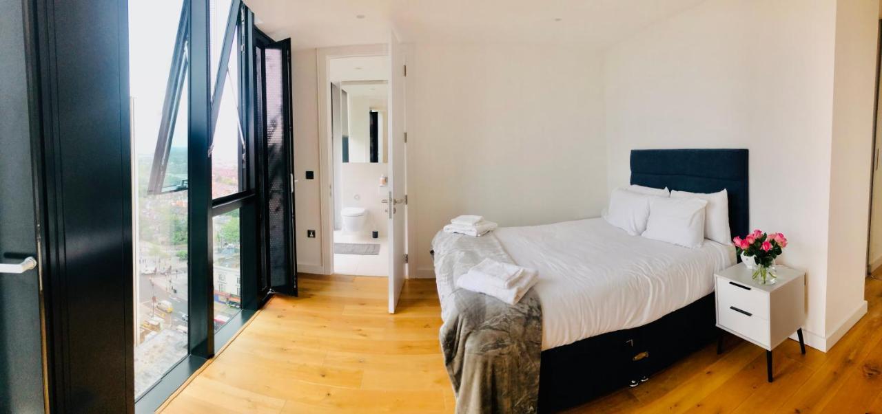 Luxury 2 Bedroom Apartment 20 Min From Central Londra Exterior foto